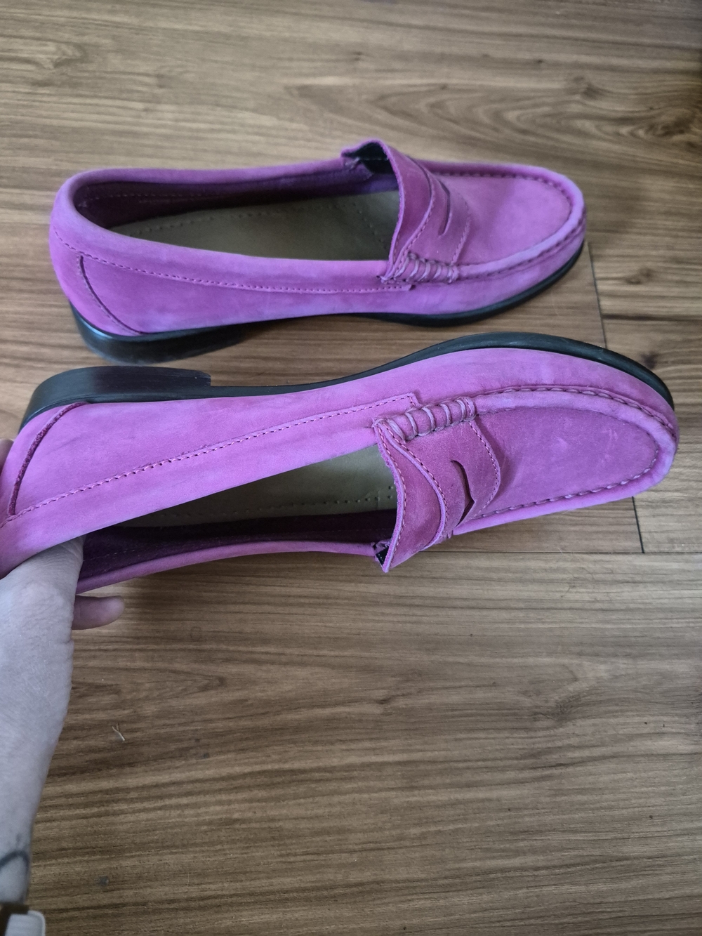 G.H. Bass & Co. Weejuns Pink Suede Penny Loafers Size 8M - Picture 8 of 9